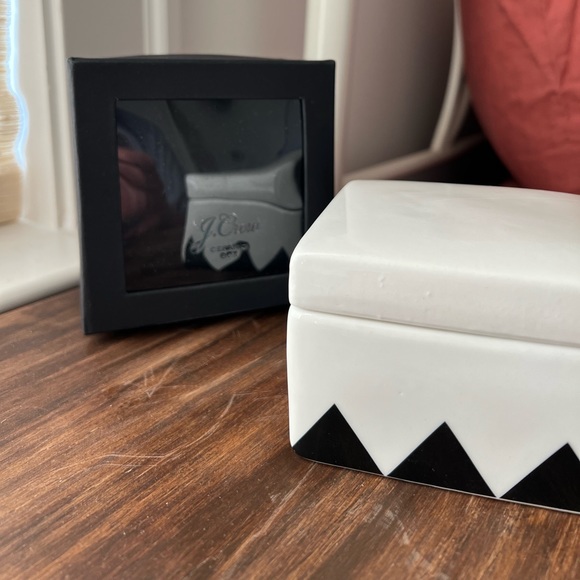 J. Crew Ceramic Jewelry Box - Picture 4 of 4